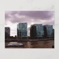 (UK) Thames London Postcard
