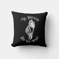 Til Death Do Us Part Skeleton Hand Holding Anatomi Throw Pillow