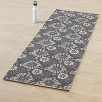 Black and White Daisies Floral Yoga Mat