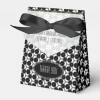 BW01 Geometric Hexagon Pattern Black White Party Favor Boxes