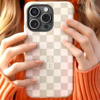 Beige Retro Checkered Pattern Monogram iPhone 15 Case