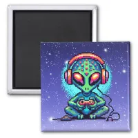  Pixel Art Alien Playing Video Games Magnet