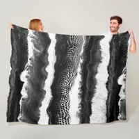 Black and White Abstract Modern Illusion Art   Fleece Blanket