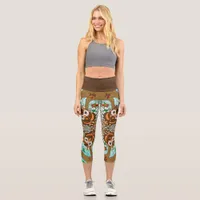 Cute Owl Mandala Artwork Capri Leggings