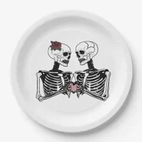 Romantic Skeleton Couple Gothic With Heart Hands Paper Plates