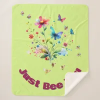 Simple Floral Watercolor Monogram Bee on green  Sherpa Blanket