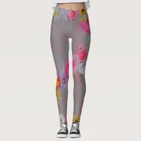 Vintage look floral pattern on gray leggings