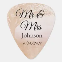 Mr & Mrs Guitar Pick Personalized Wedding Souvenie