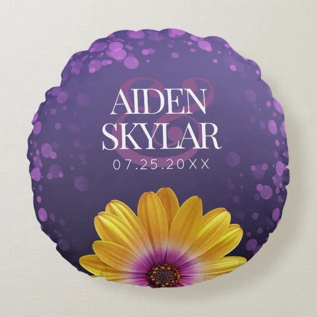 Elegant Golden Daisies with Purple Glitter Wedding Round Pillow