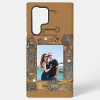 Custom Photo Antique Skeleton Key Frame Design Samsung Galaxy S22 Ultra Case