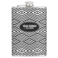 Modern Black White Chevron Pattern Groomsmen Gift Flask