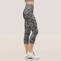 Black+White Tribal Geometric  Capri Leggings