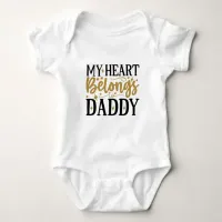 My Heart Belongs To Daddy Typography Baby Bodysuit