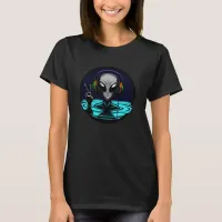 Alien Headphones giving Peace Sign  T-Shirt