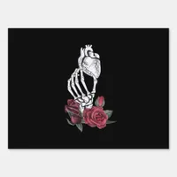 Heart The Skeleton's Hand Classic Sign