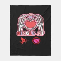 Hands Halloween Quote – Creepy Cute Slogan Fleece Blanket