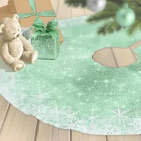 Snowflake Glitter and Shine Green ID671 Brushed Polyester Tree Skirt